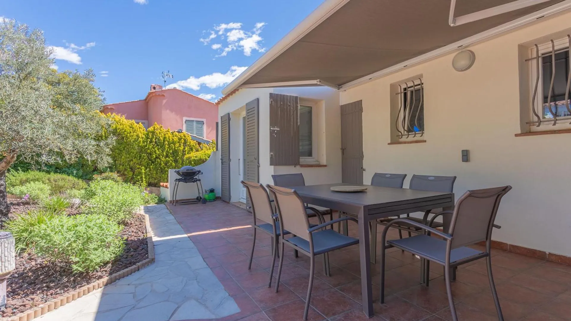 Villa Agachelo Avec Piscine Frejus